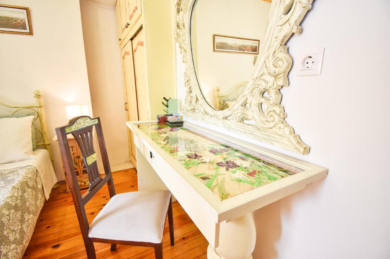 Venetian Well Gallery Apartment In Corfu Old Town Eksteriør bilde