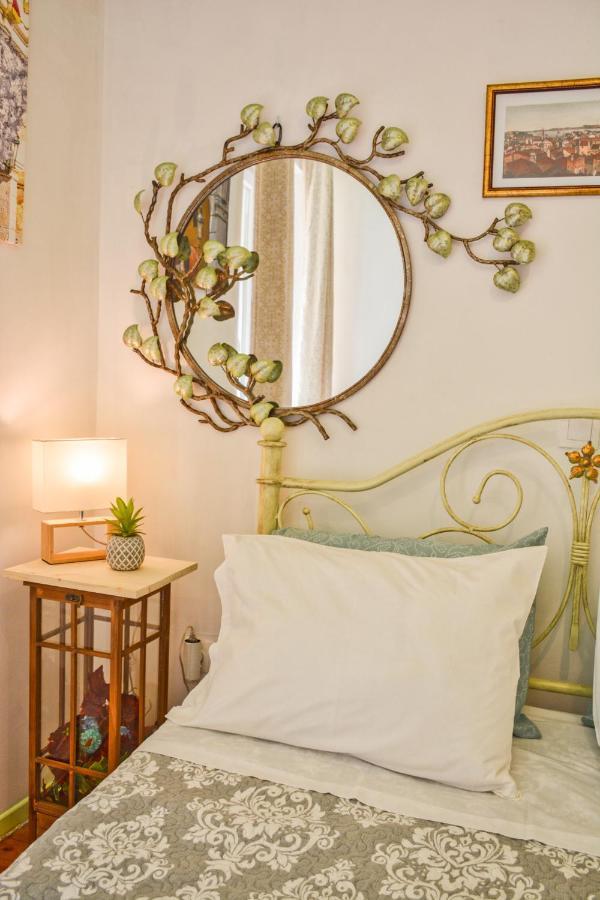 Venetian Well Gallery Apartment In Corfu Old Town Eksteriør bilde